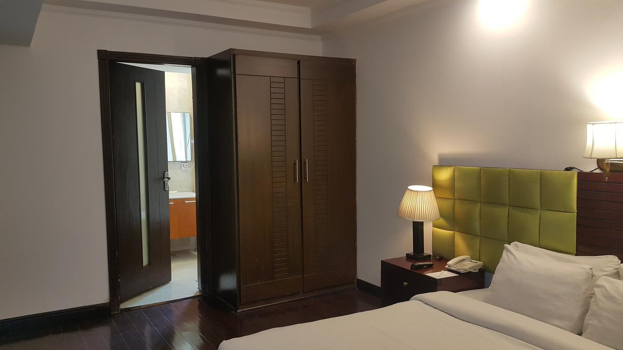Savoey Hotel Lahore Exterior foto